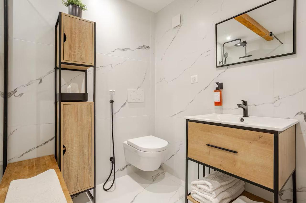 Guesthouse Les Maurins Saint-Sulpice-de-Faleyrens Εξωτερικό φωτογραφία